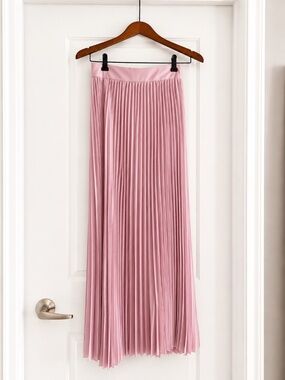 Blush Pink Pleated Maxi Skirt